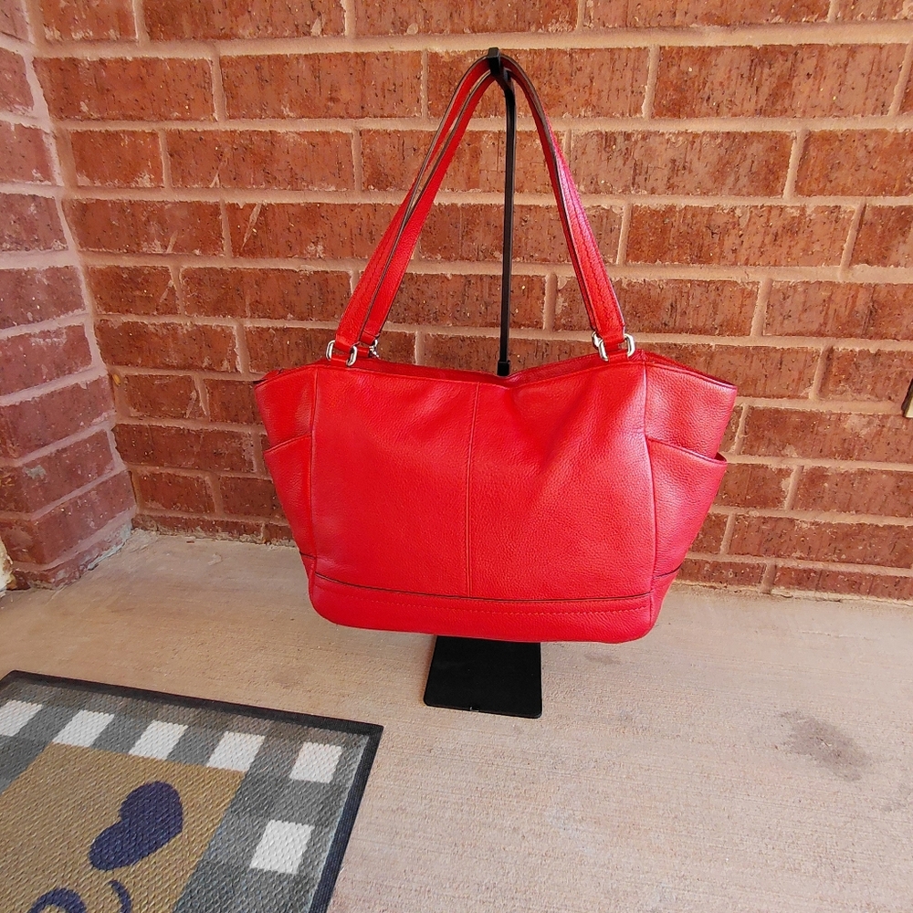 Coach Park Leather Carrie Tote Red - Picture 4 of 12